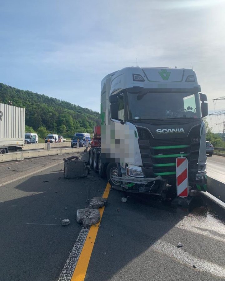 a4 unfall lkw eisenach