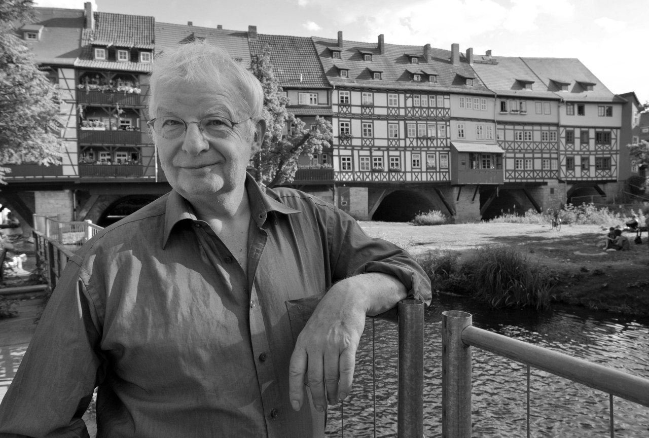 Die Krämerbrücke in Erfurt war ein zu Hause. Der Künster Egon Zimpel ist gestorben. (Archivbild)
