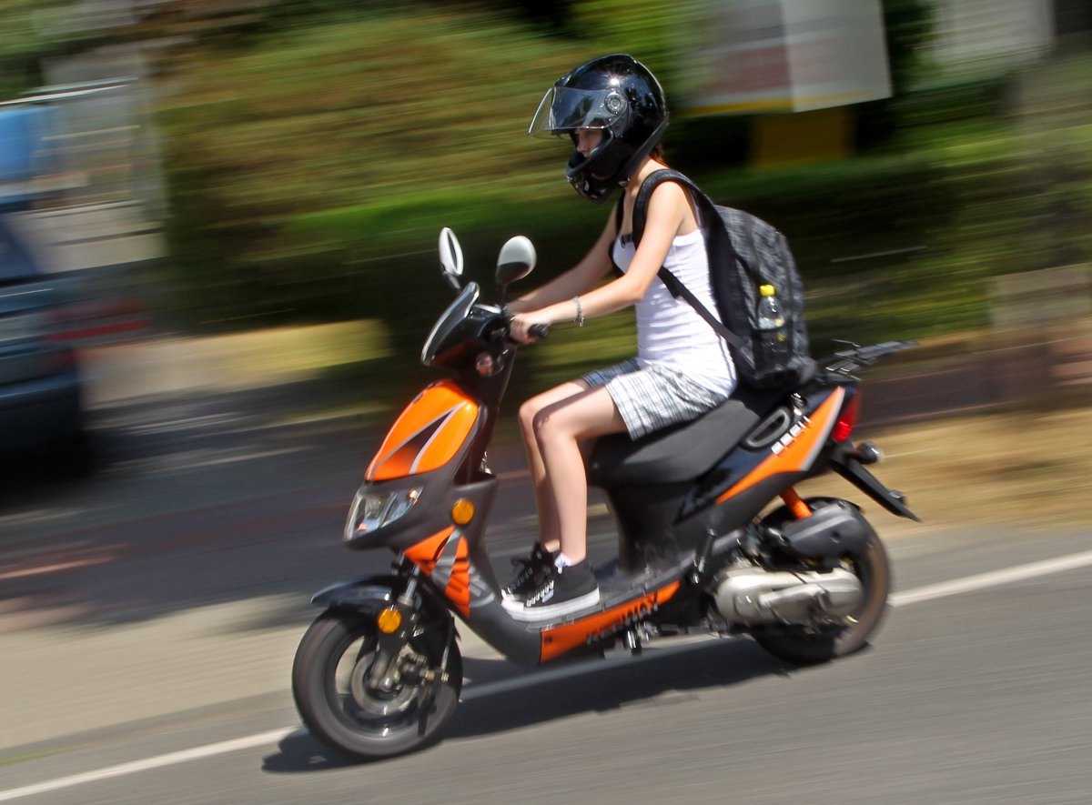 thüringen moped.jpg