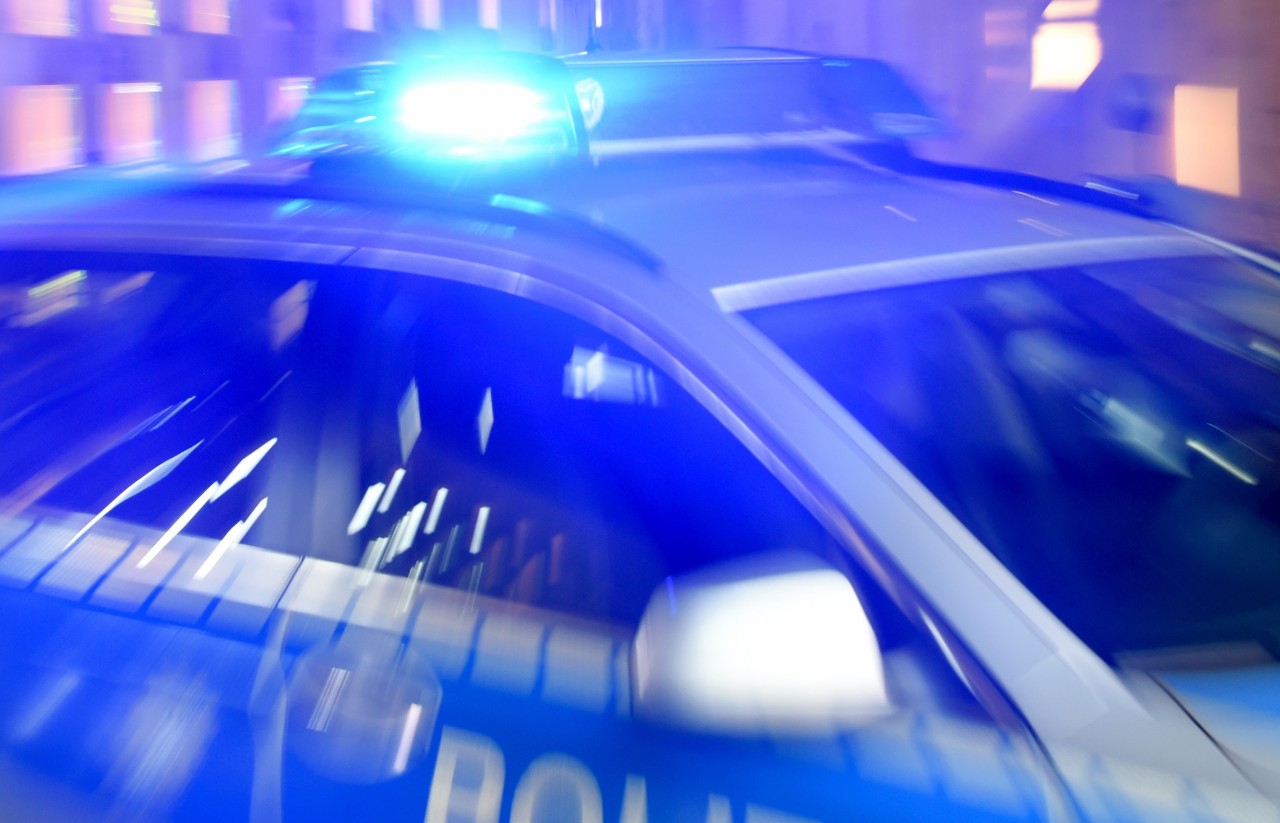 Thüringen: Die Polizei verfolgte den Karacho-Raser in Pößneck mit fast 140 km/h! (Symbolbild)