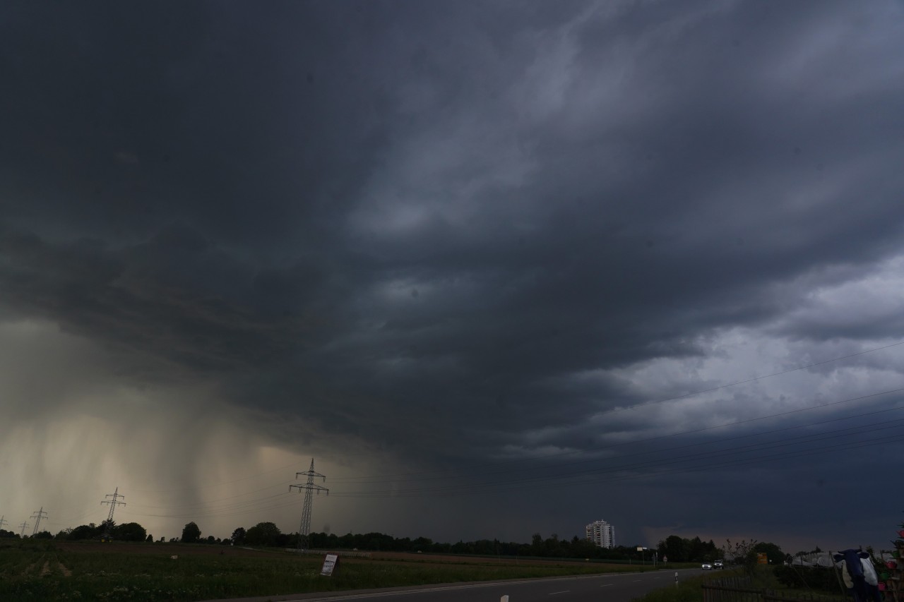 Wetter: Nach dem heftigen Gewitter am Donnerstag, rollt jetzt der nächste Sturm auf Thüringen zu. (Symbolbild)