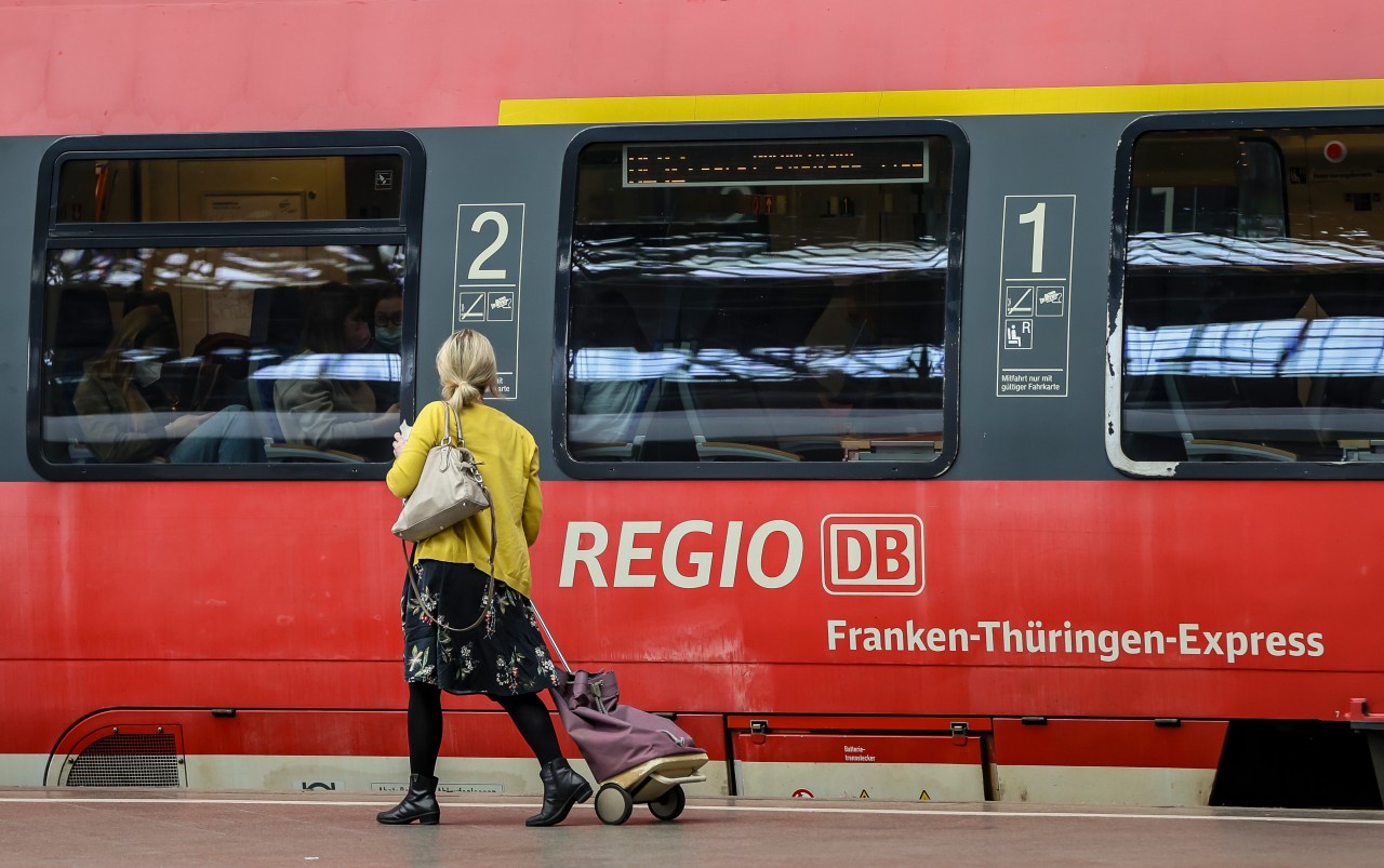 Wegen des 9-Euro-Tickets sind die Züge in Thüringen überfüllt (Symbolbild).