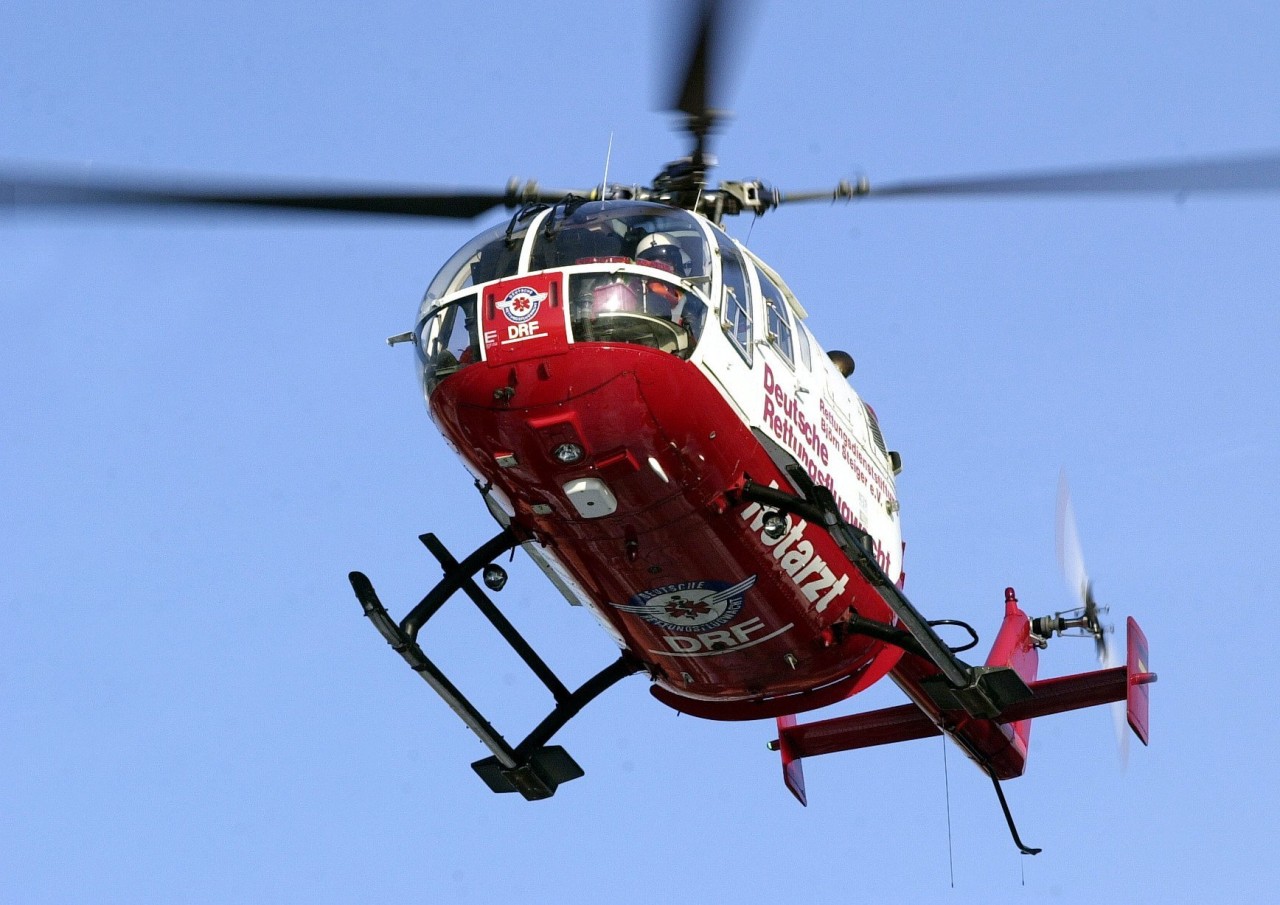 Nach einem schweren Unfall in Thüringen waren ganze zwei Rettungshubschrauber im Einsatz. (Symbolbild)