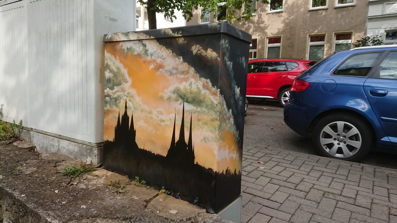 Erfurt: Dieser ist einer von vielen Stromkästen, die nicht grau und langweilig sindern, sondern wahre Kunstwerke. 