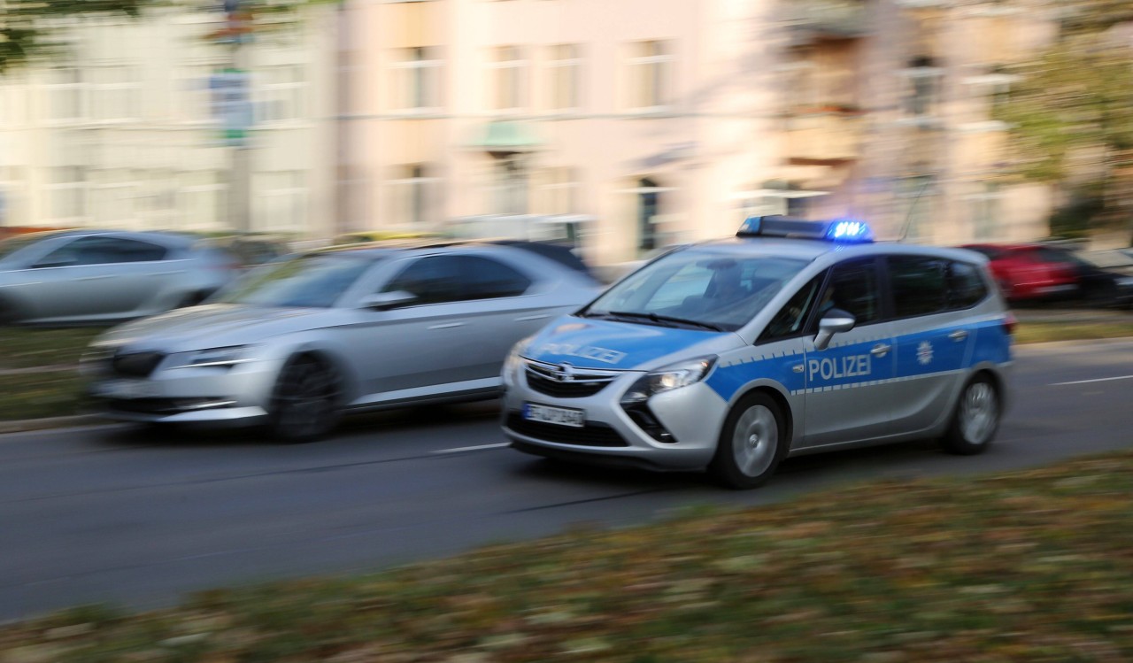 Die Polizei in Erfurt rückte zum Nordstrand aus. (Symbolbild)