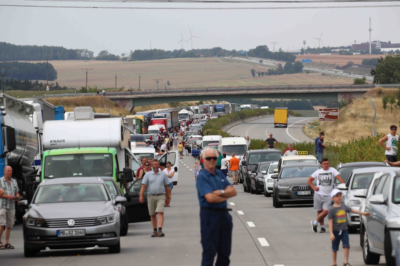 Der ADAC erwartet auf der A4 und A9 in Thüringen zum Wochenende einen Mega-Stau! (Archivbild)