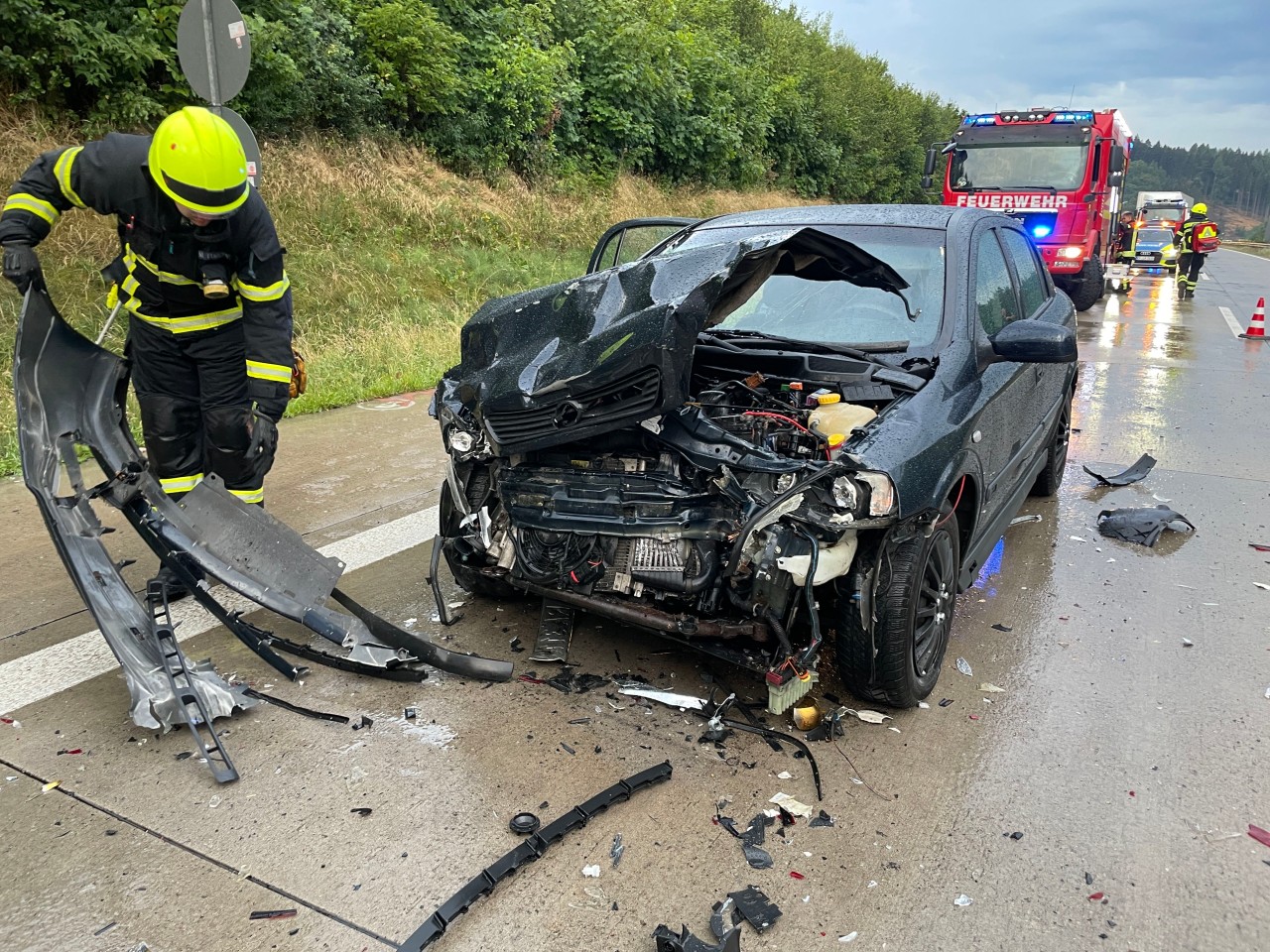 Schlimmer Unfall auf der A71 in Thüringen! 