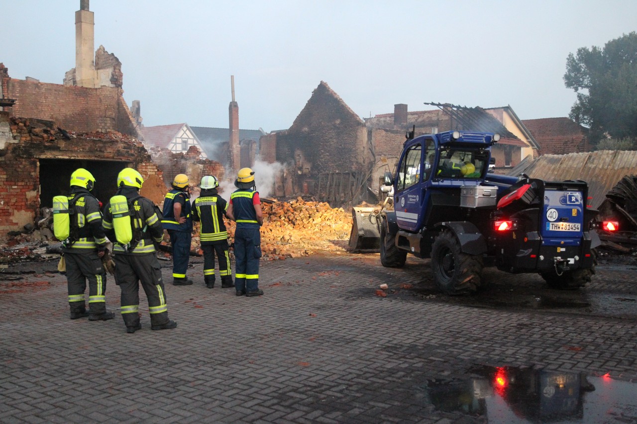 Plötzlich war in Bothenheilingen das Löschwasser weg. Die Einsatzkräfte standen etwa eine Stunde auf dem Trockenen.