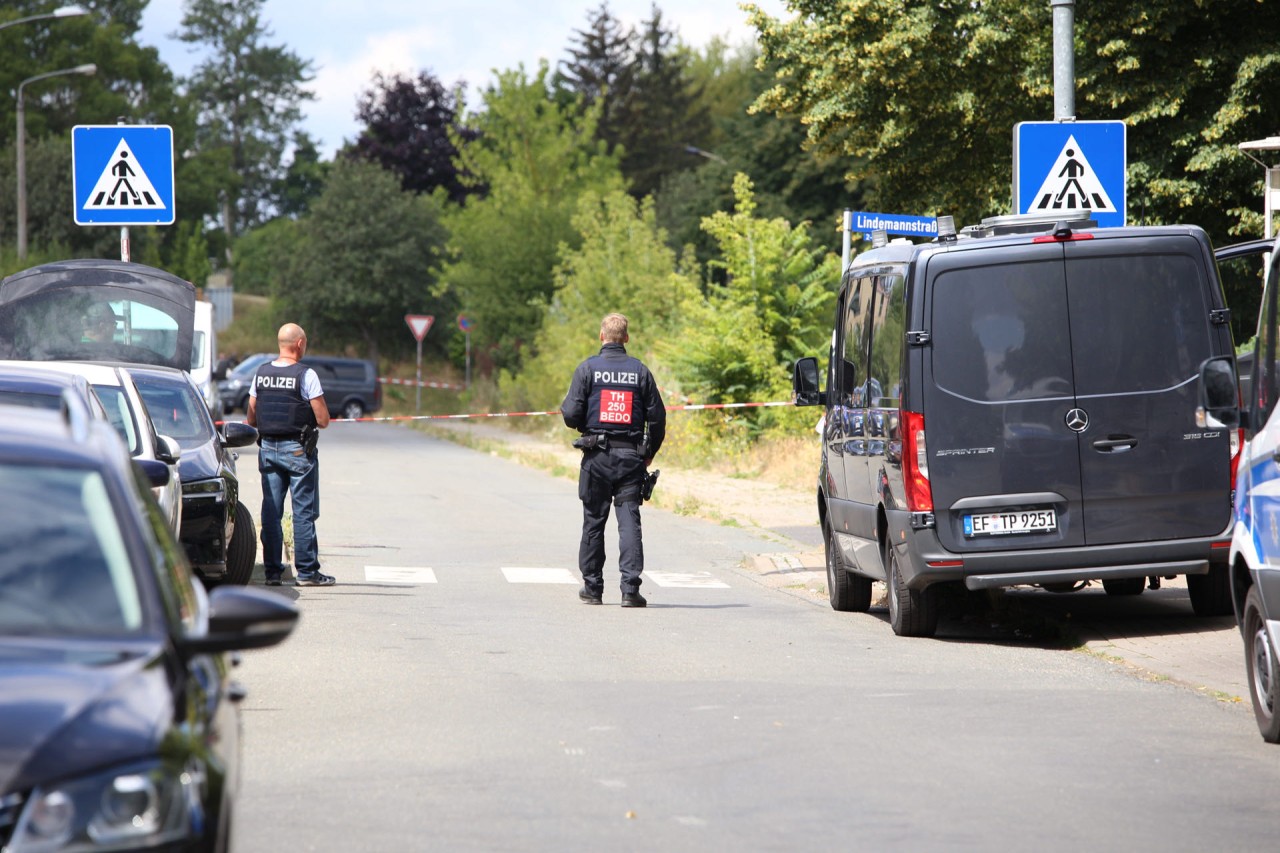Großeinsatz in Gotha! Die Polizei ermittelt wegen eines Tötungsdelikts. 