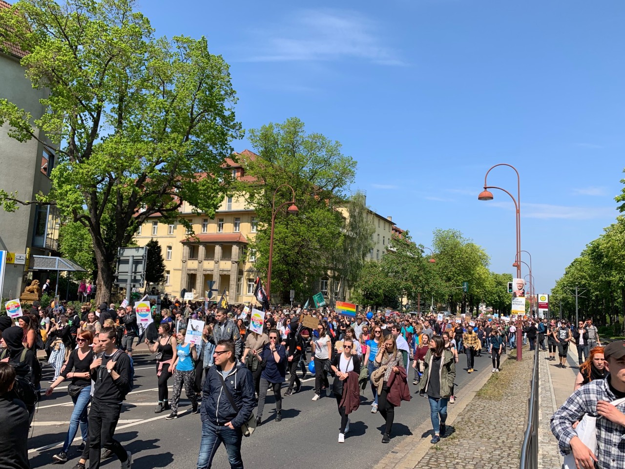 Ein Großteil der Demonstranten bewegte sich friedlich durch die Straßen.