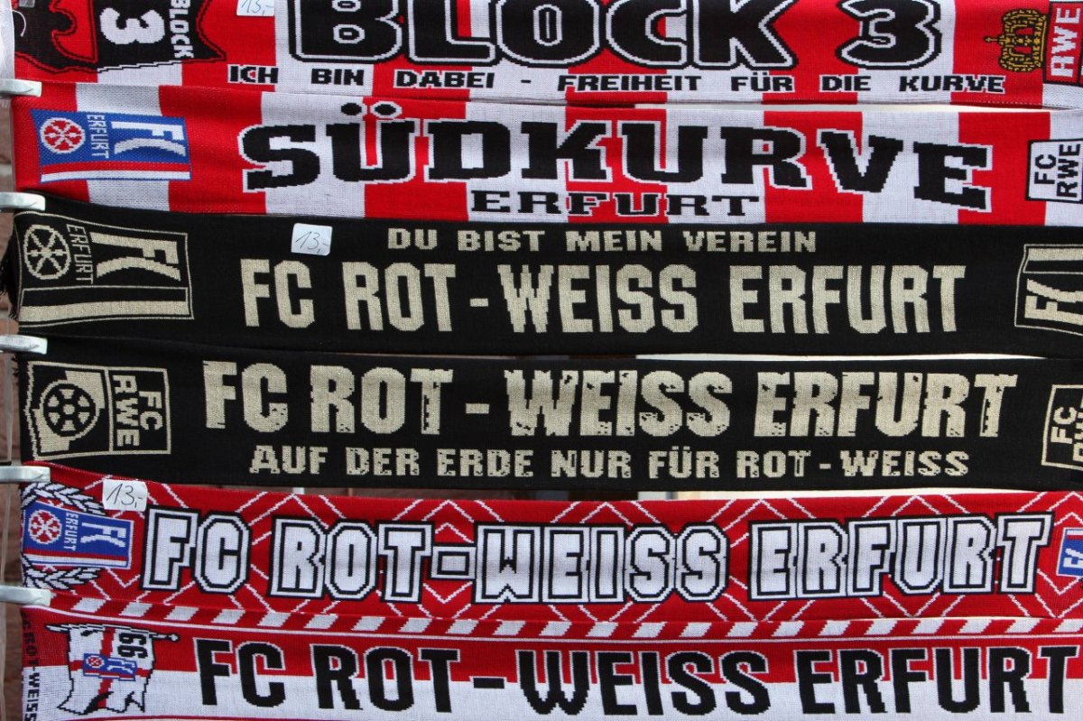 Fanschals Rot-Weiß Erfurt