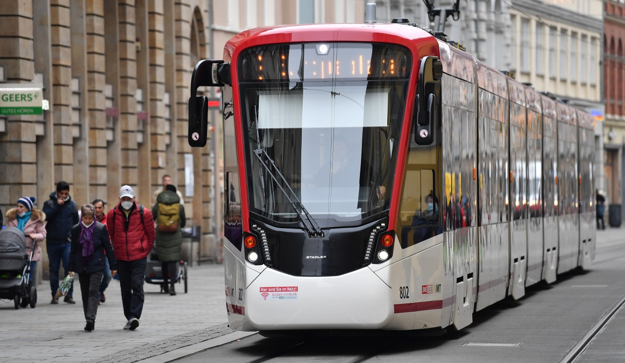 In einer Straßenbahn in Erfurt musste eine Mutter schlimme Szenen mit ansehen. (Symbolbild)