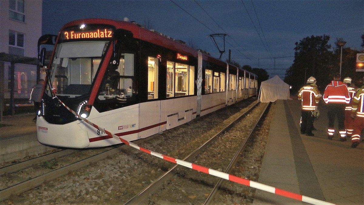 Tödlicher Straßenbahn-Unfall in Erfurt!