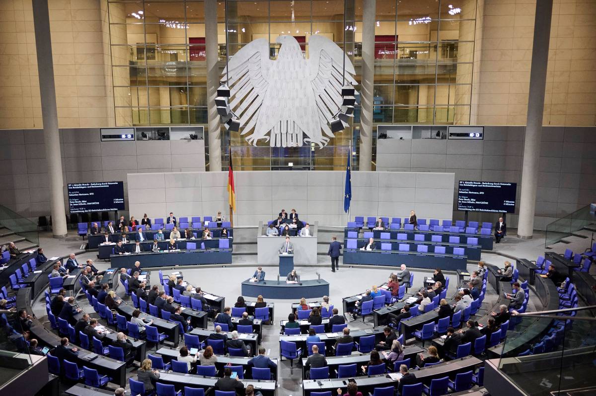 Reichsbürger: Plenarsitzung im Bundestag in Berlin!