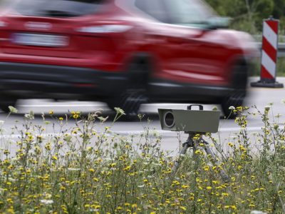 Die Polizei in Thüringen hat einige Raser erwischt.