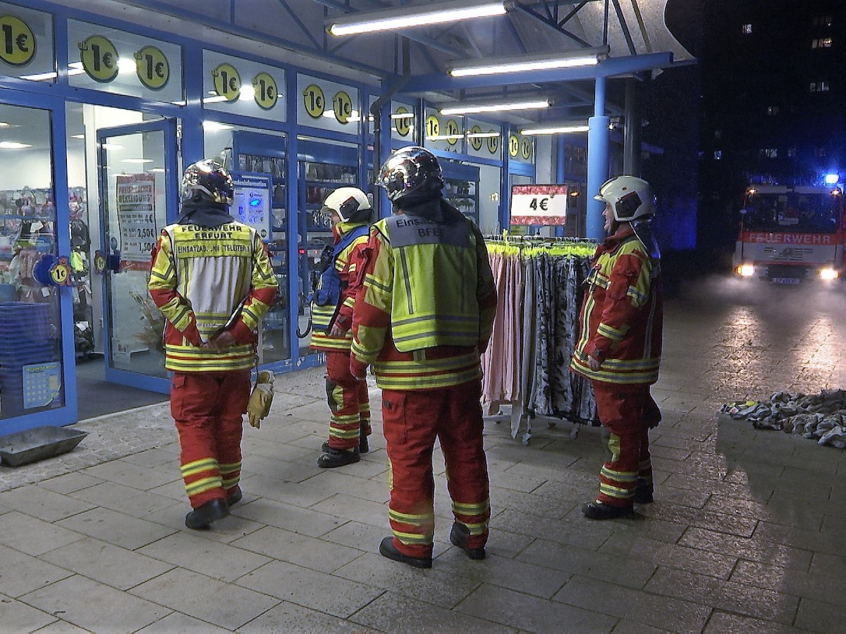 Feuerwehr-Einsatz bei Tedi in Erfurt!