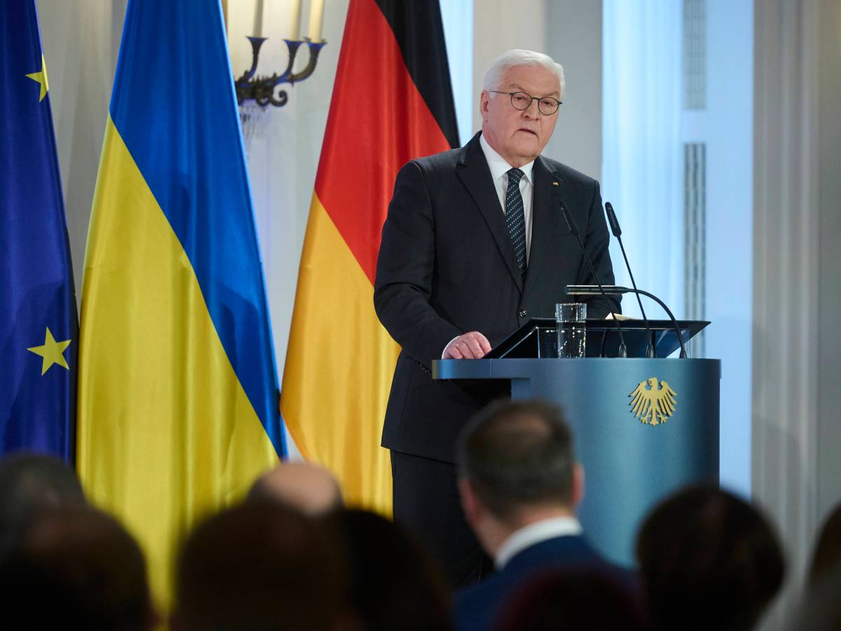 Der Ukraine-Kreig jährt sich zum ersten mal. Frank-Walter Steinmeier hat zu einer Gedenkveranstaltung eingeladen.