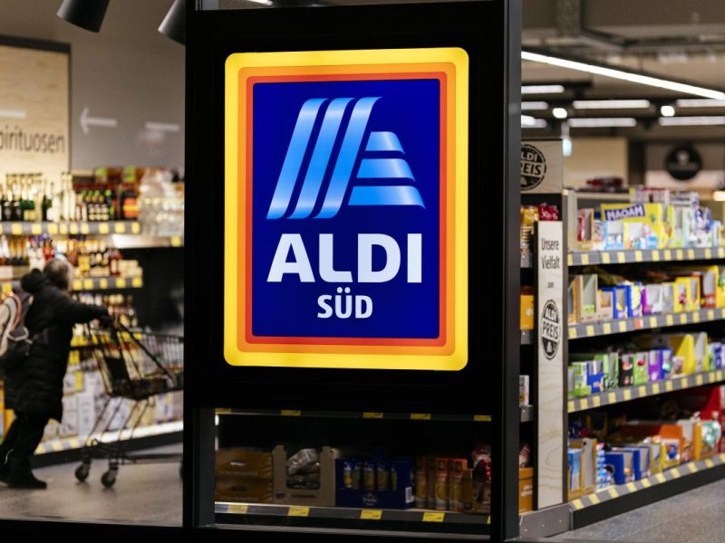 Aldi: Kunden fallen wegen DIESEM Lebensmittel aus allen Wolken – „Horror“
