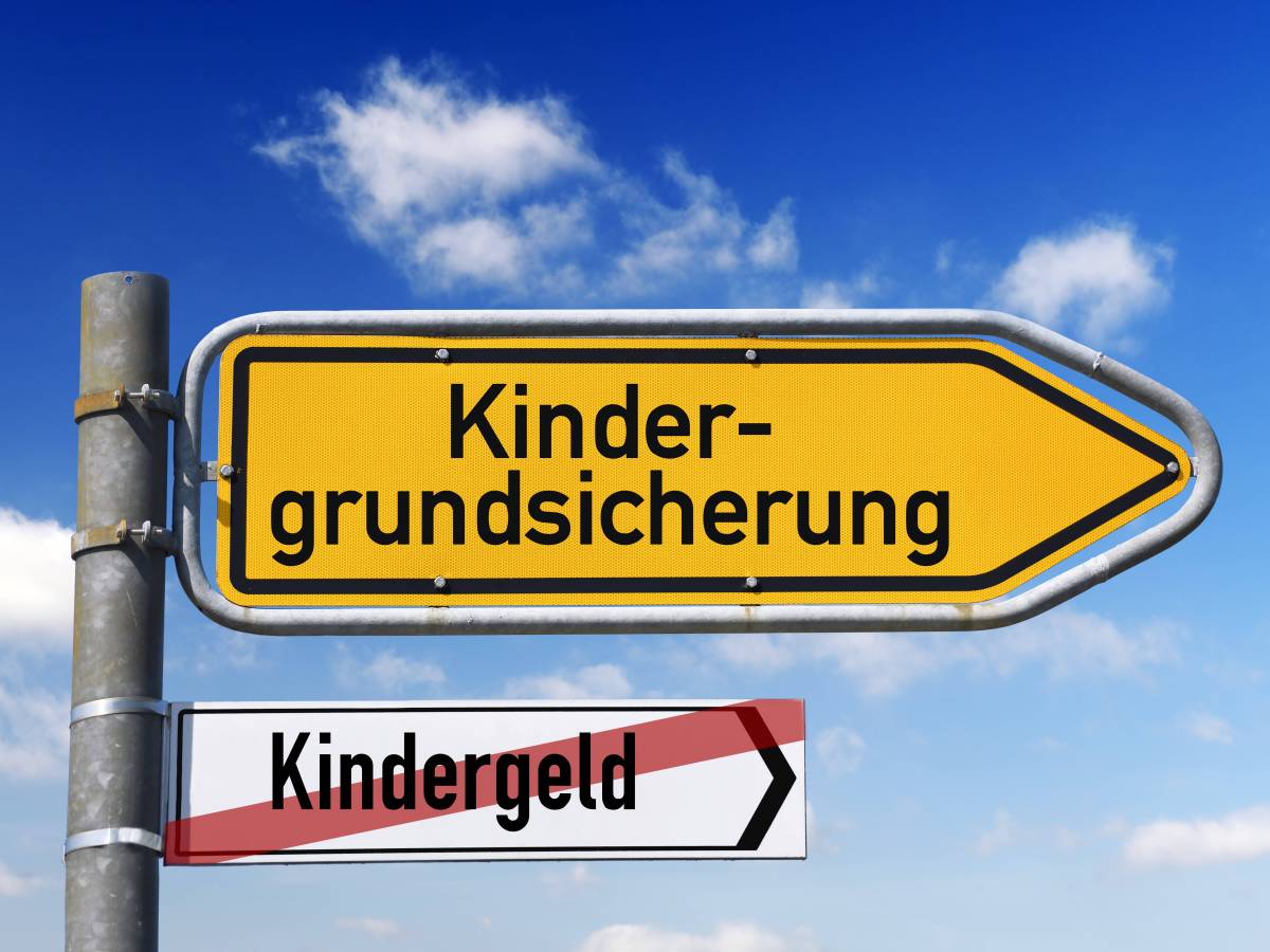 Die Kindergrundsicherung ist im Koalitionsvertrag festgeschrieben. Die FDP steht dem Konzept kritisch gegenüber.