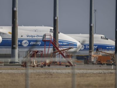 Drei russische Flugzeuge sind am Flughafen Leipzig/Halle gestrandet.