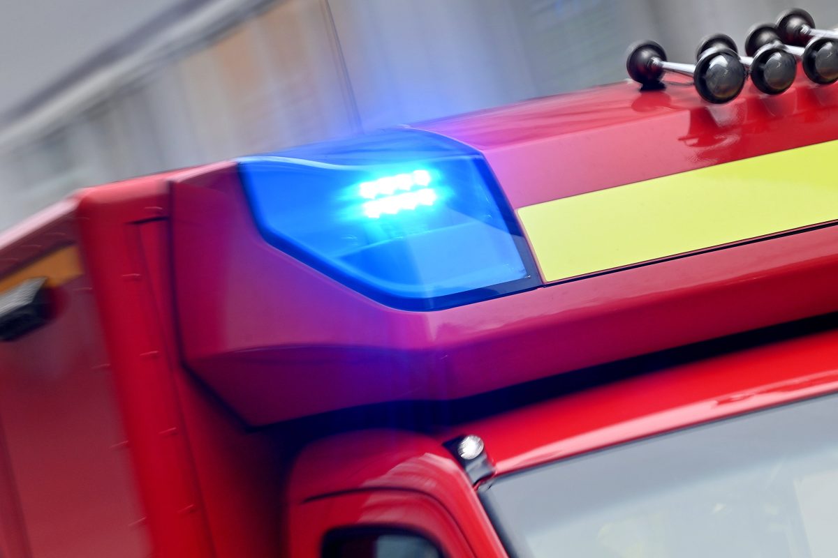 Schlimme Szene in Jena! Ein Motorradfahrer ist bei einem Unfall schwer verletzt worden. Er erkannte die drohende Gefahr zu spät.