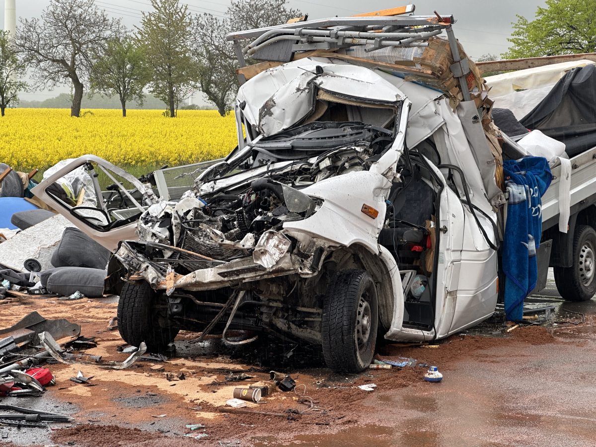 In diesem Wrack auf der A4 in Thüringen endete das Leben eines Mannes.