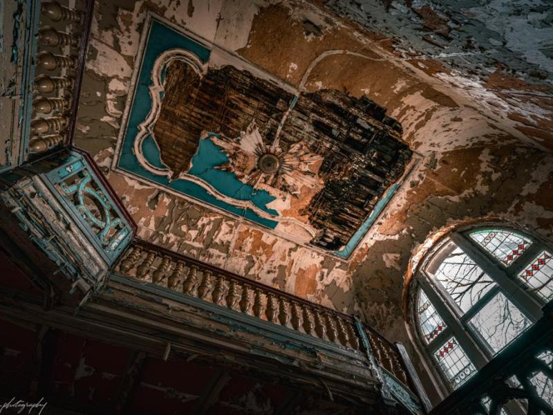 „Lost Place“ in Thüringen: Einst ein pompöses Anwesen – heute Mahnmal einer ganzen Szene