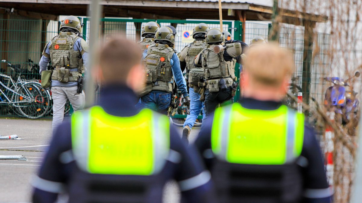 Spezialkräfte waren in Jena im Einsatz.