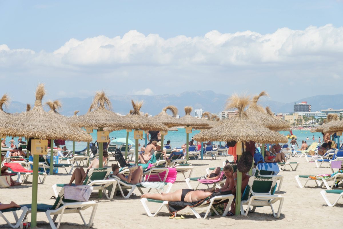 Urlaub auf Mallorca endet für Touristen nach Ballermann-Party in völliger Erblindung.