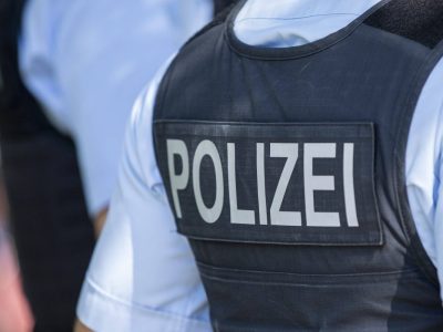 Die Polizei in Thüringen nahm den Jugendlichen vorläufig fest.
