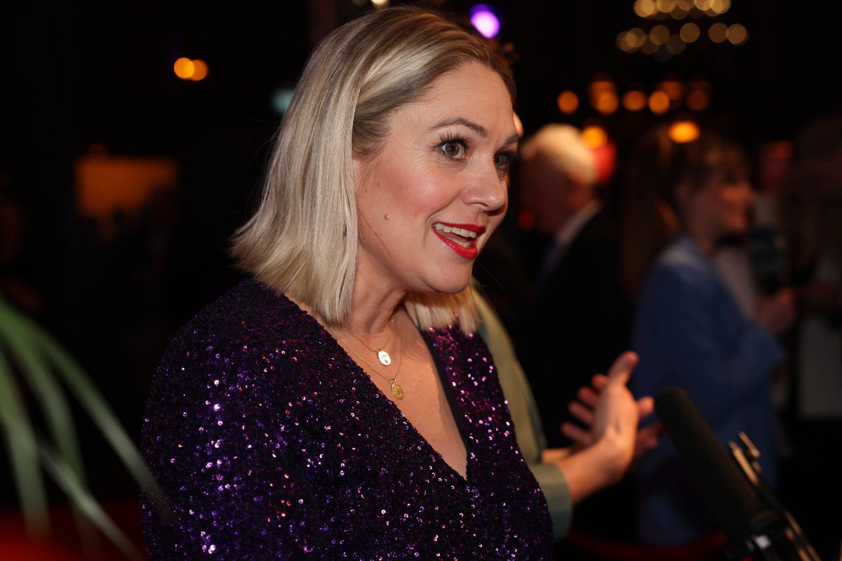 Ruth Moschner muss sich bei einem Wissenstest beweisen.
