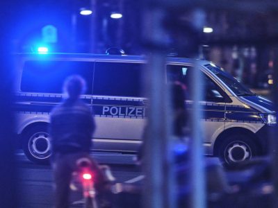 Polizei mit Blaulicht