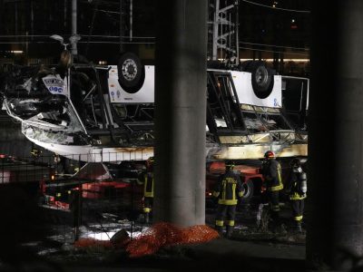 Bei einem Bus-Unglück in Italien kamen 21 Menschen ums Leben.