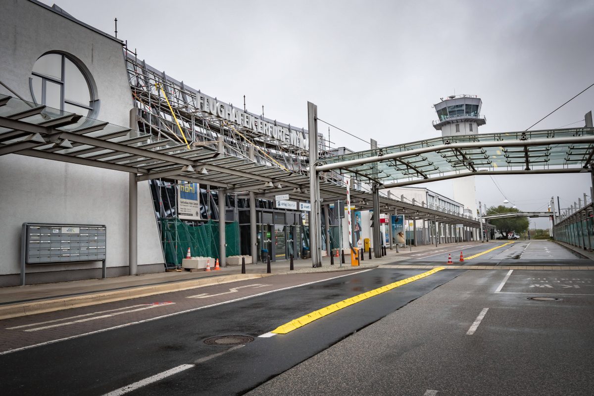 flughafen erfurt