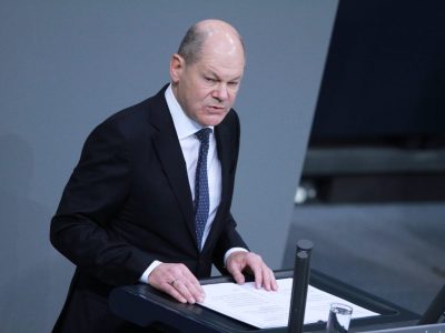 Kanzler Scholz im Bundestag.