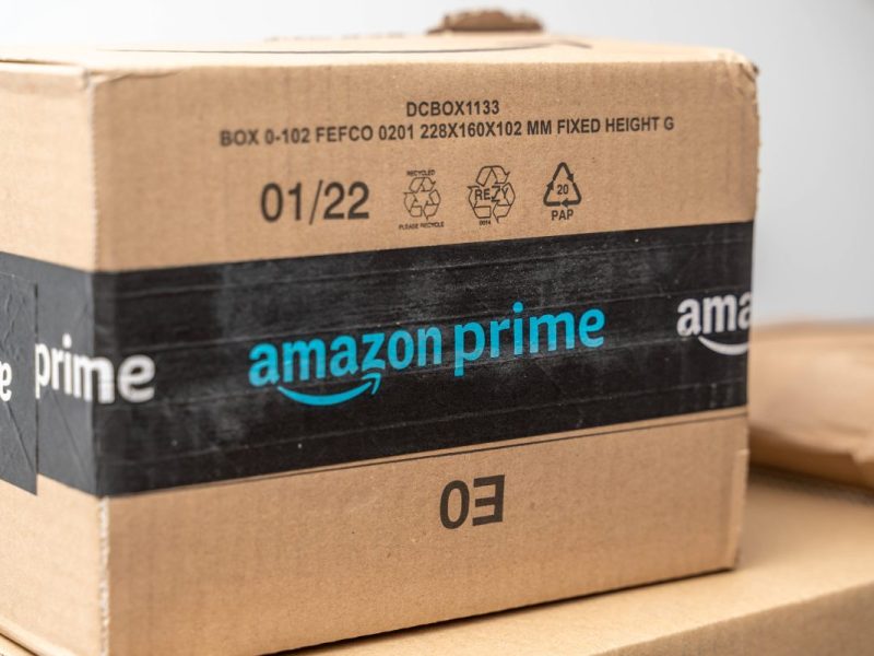 Amazon: Pärchen schickt Paket zurück – dann folgt der Schock ihres Lebens