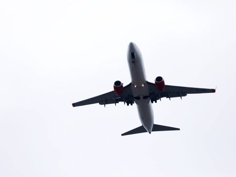 Flughafen Erfurt: Mann will in den Türkei-Flieger – stattdessen geht’s nonstop ins Gefängnis