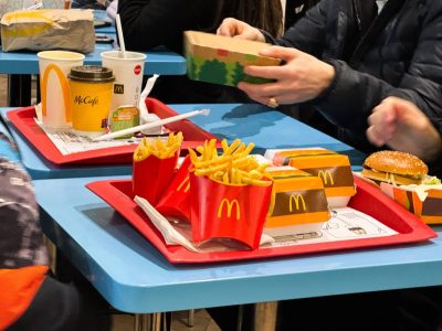 Gibt es McDonald's-Burger schon bald günstiger zum Ladenschluss?