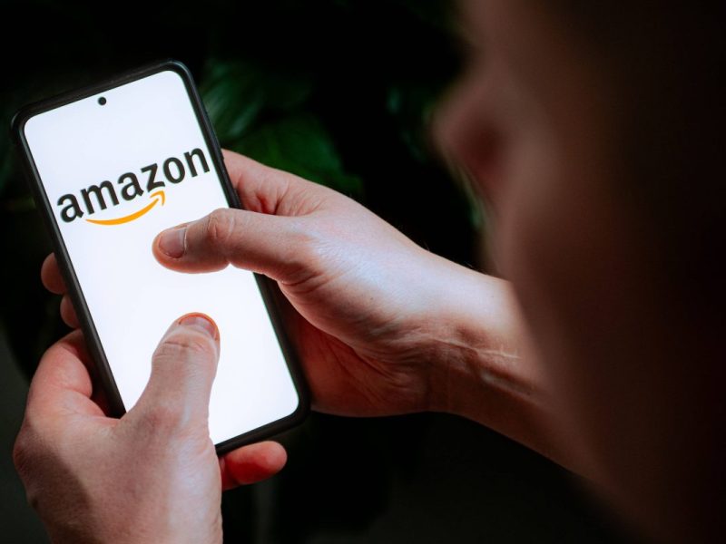 Amazon: Hintergeht der Versand-Riese seine Kunden? Verbraucherzentrale schaltet sich ein