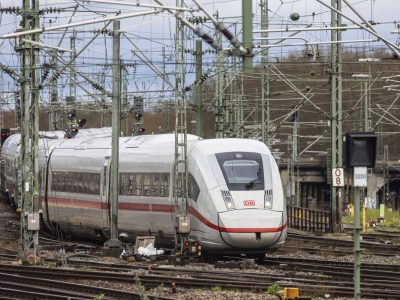 Deutsche Bahn saniert wichtige Strecke. Etliche Pendler sind betroffen