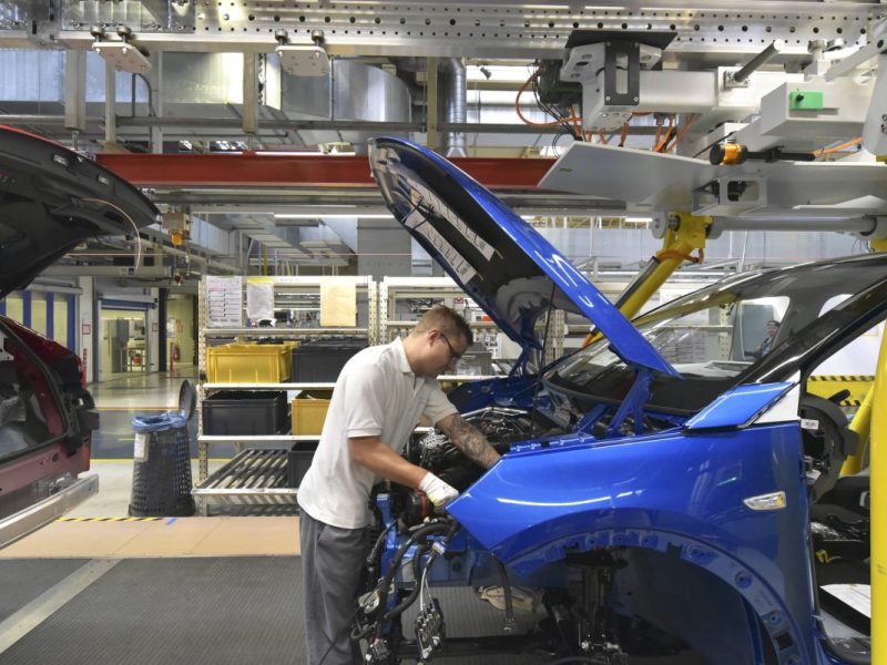 Opel: Ungerecht? Thüringer Mitarbeiter ziehen den Kürzeren – es geht ums Geld