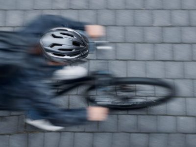 Thüringen: Mann fährt mit dem Fahrrad durch Saalfeld – wenig später ist er tot