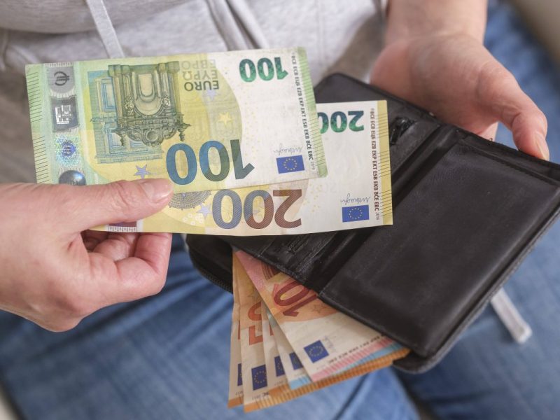 Bürgergeld-Empfänger lehnt Job-Angebot ab – für Mindestlohn „bin ich mir zu schade“