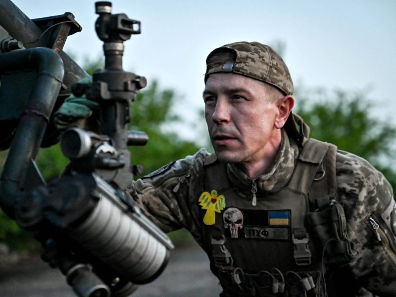 Ukraine: Armee-Problem spitzt sich zu – Männer haben Angst vor DIESEM Papier