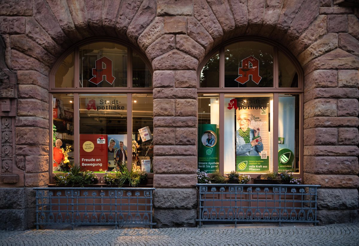 Seit Jahren ist die Zahl der Apotheken in Freistaat im Sinkflug. Jetzt gibt es neue Entwicklungen.