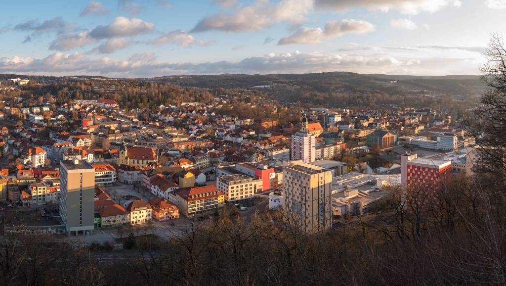 Stadtansicht von Suhl von oben