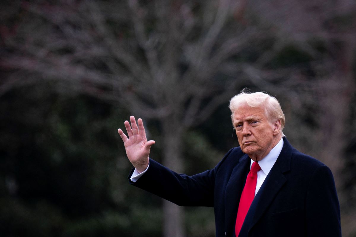 Die Sprecherin von Donald Trump schießt gegen einen französischen Politiker.