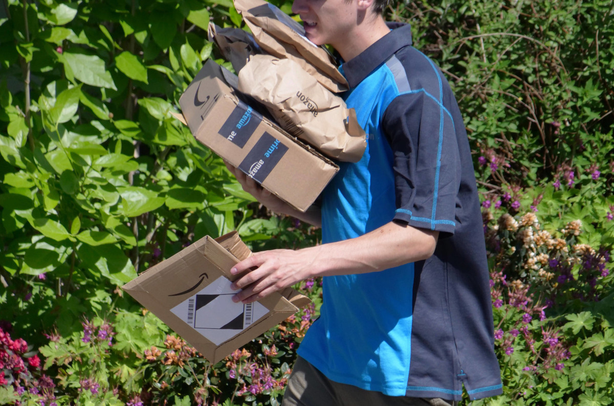 Amazon-Kunden-erhalten-nicht-bestelltes-Paket-ihnen-droht-m-chtig-rger