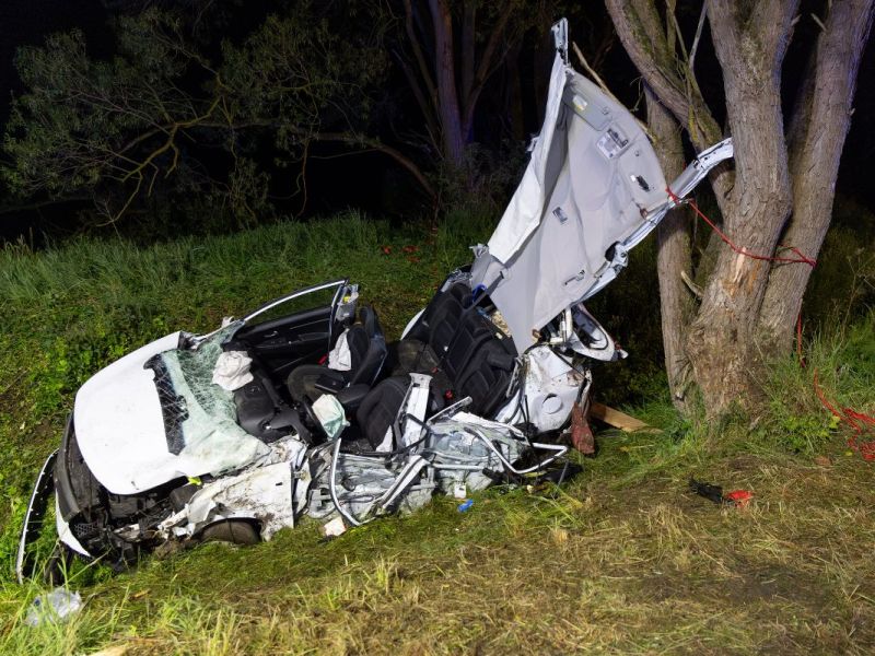 Thüringen: Tödlicher Unfall! Junger Autofahrer hat keine Chance