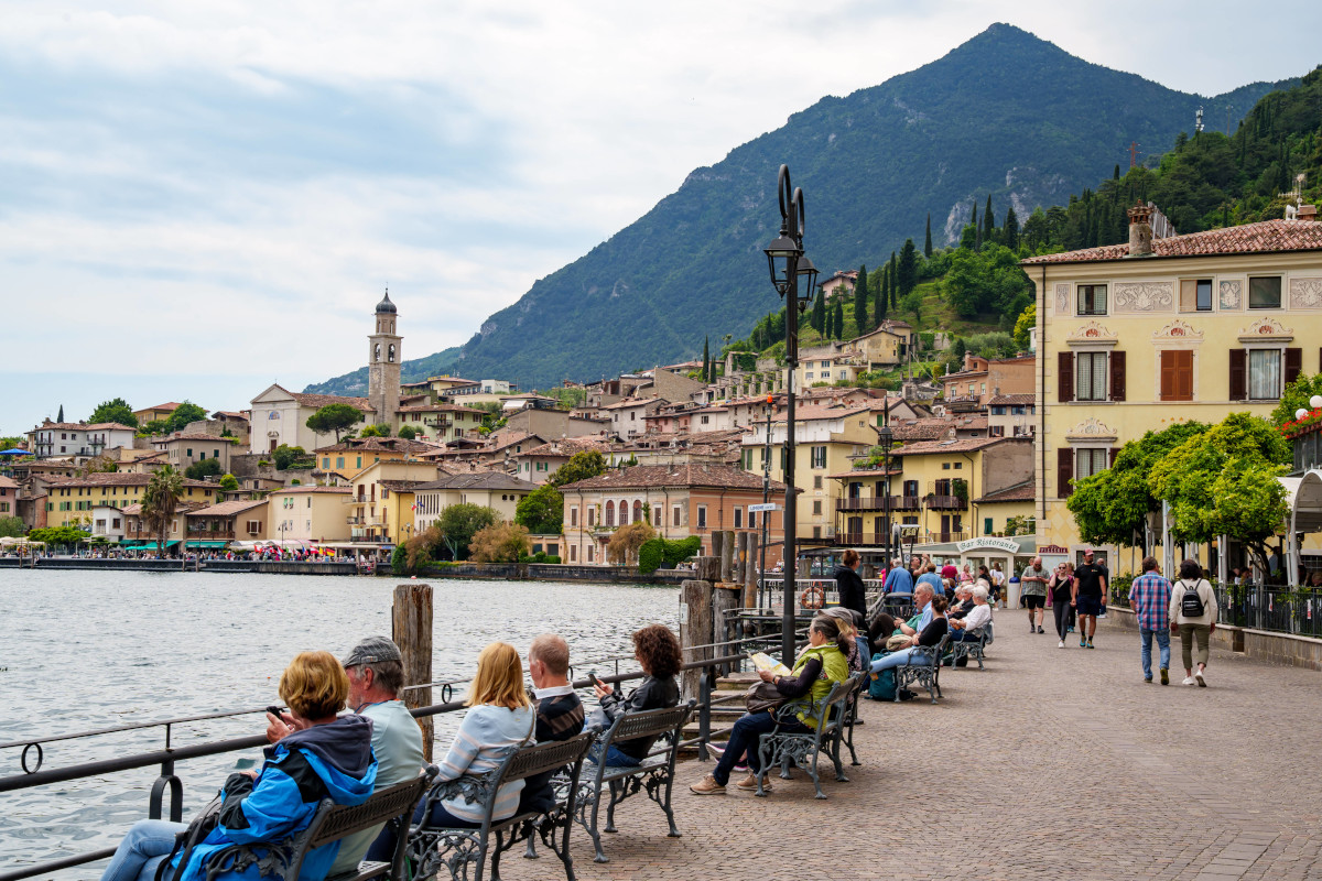 Urlaub-am-Gardasee-Neues-Verbot-l-sst-Touris-sch-umen-Schnauze-gestrichen-voll-